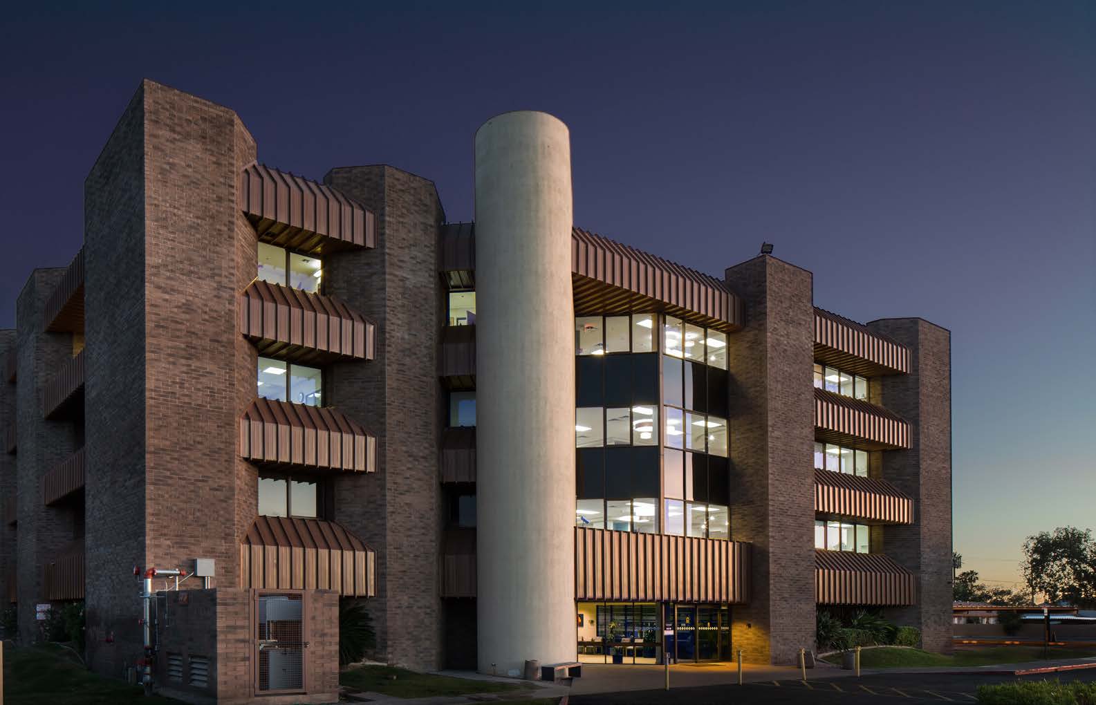 Camelback Medical Plaza